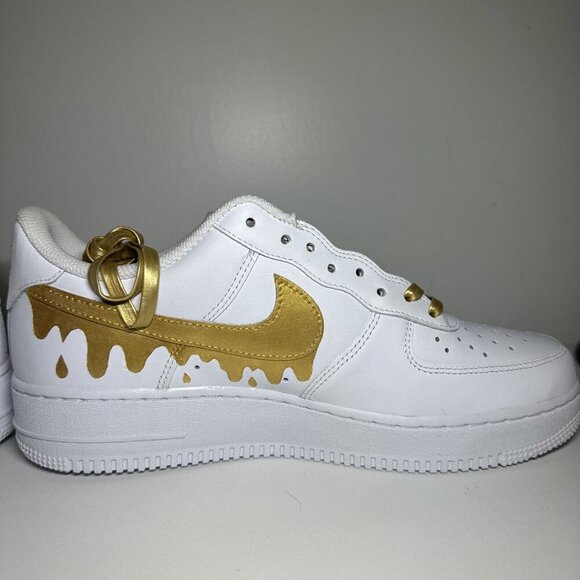 NIB Custom Nike Men’s 9.5 White Air Force 1 07 Gold Paint Drip Swoosh & Laces - Picture 8 of 12